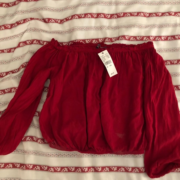Brandy Melville Tops - Brandy Melville off the shoulder top